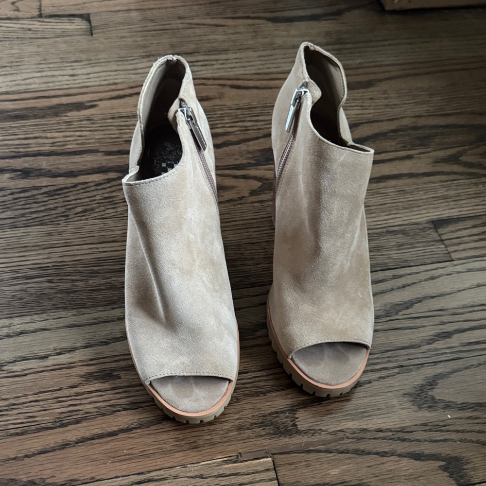 Vince Camuto Cream Peep-Toe Heeled Boots - Picture 4 of 5